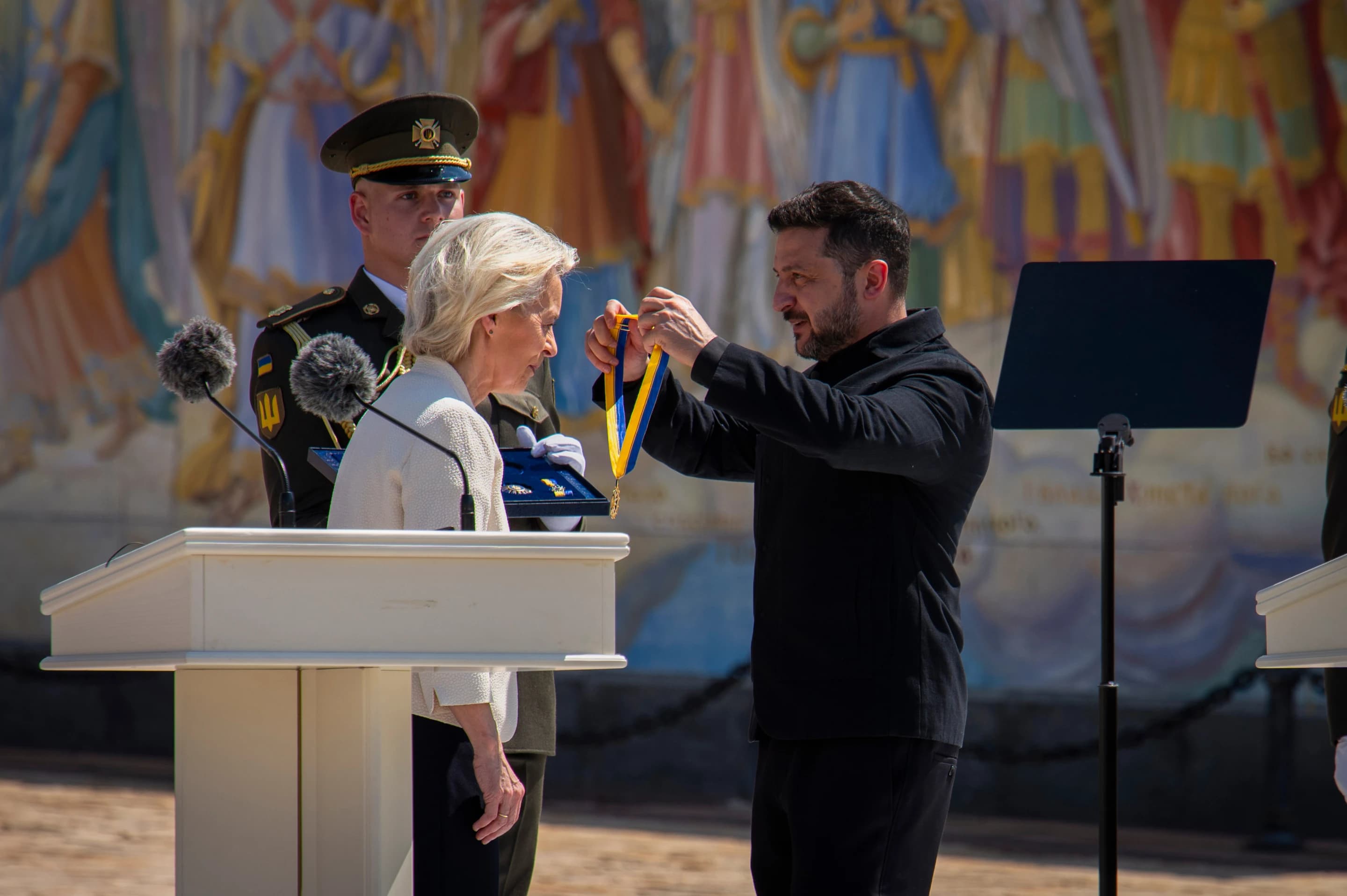 Top EU Official Pledges Military Support for Ukraine’s Sovereignty Against Russia’s Invasion
