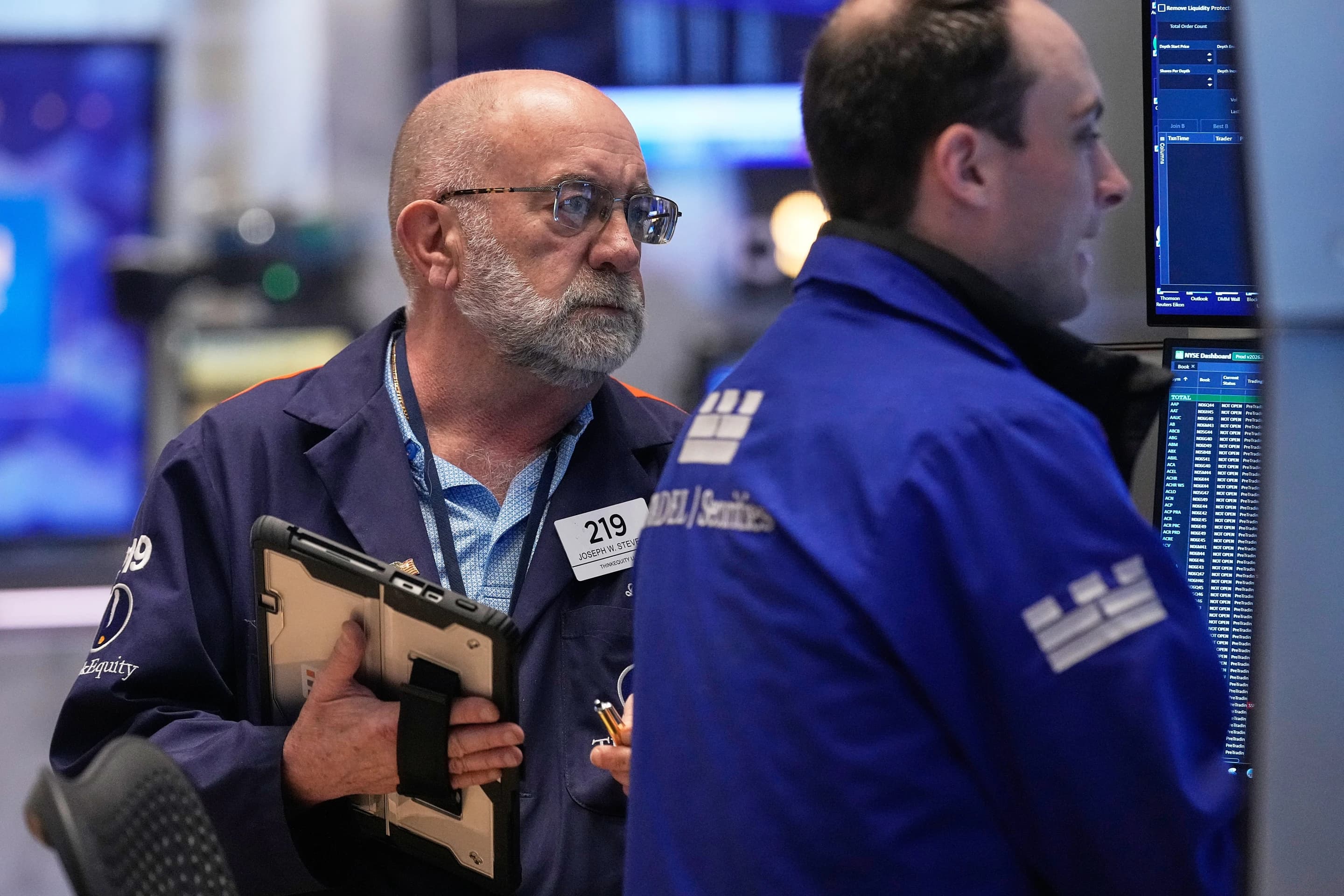 Wall Street Surges and Oil Prices Crash as China Pushes for Iran-US Ceasefire Wall Street Surges and Oil Prices Crash as China Pushes for Iran-US Ceasefire